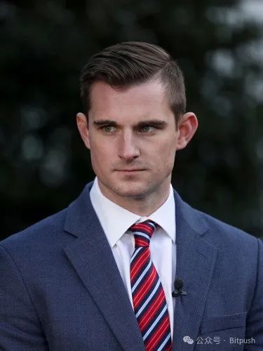 从橄榄球手到“加密军师”,29岁的Bo Hines是如何“逆袭”白宫的?