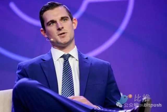 从橄榄球手到“加密军师”,29岁的Bo Hines是如何“逆袭”白宫的?