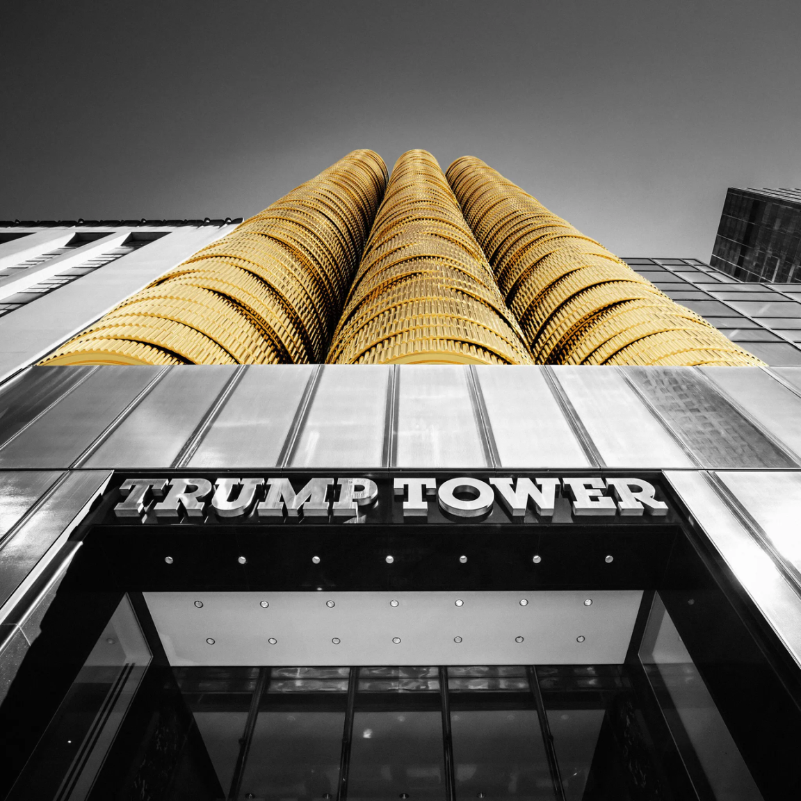 特朗普的“金皮书”战略:加密货币背后的政治算盘